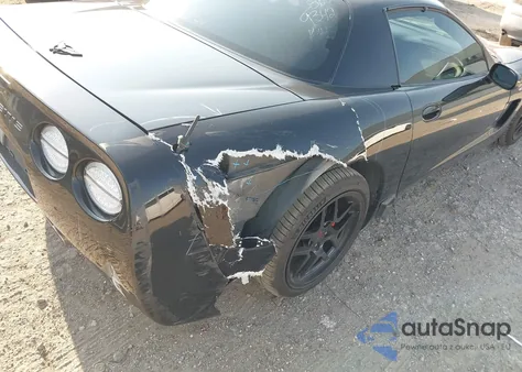 2001 Chevrolet Corvette Z06 Hardtop из США, поврежденный, VIN 1G1YY12S515117747